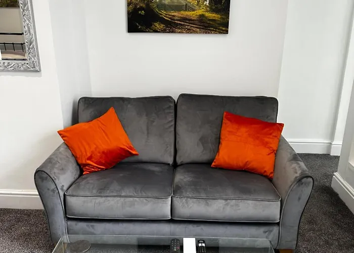 Town Centre Studio Flat