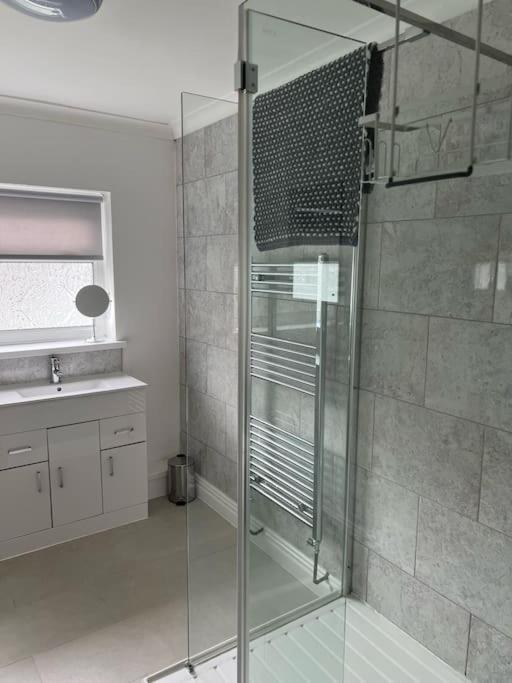 Town Centre Flat Apartment